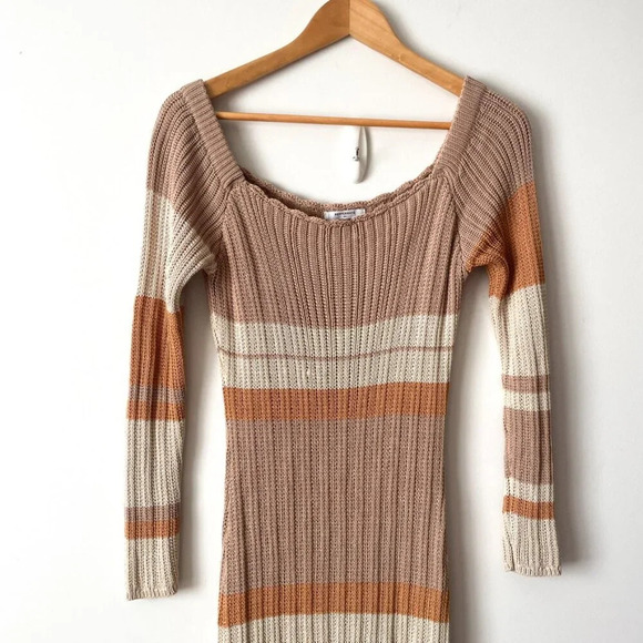 Peppermayo Scoop Neck Long  Sleeve Crochet Maxi Dress Striped Neutral Size M/L - Picture 5 of 8